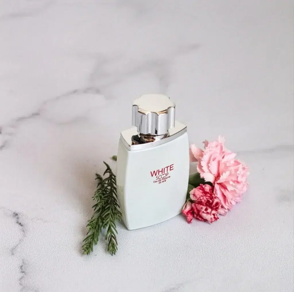 عطر لالیک وایت