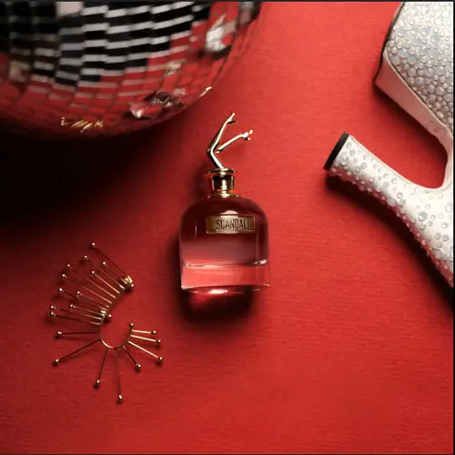 عطر اسکندل