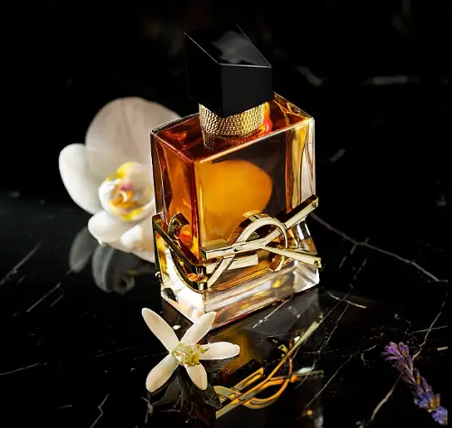 عطر لیبره