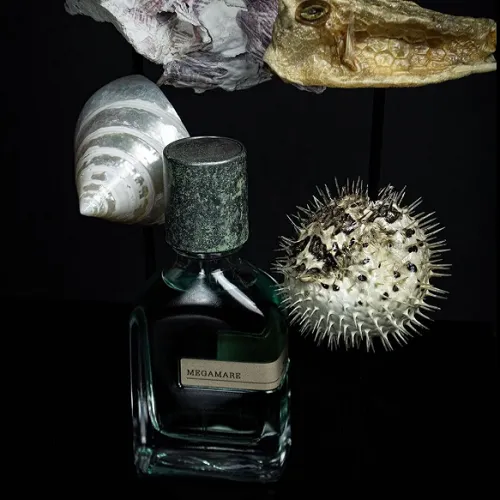 عطر مگاماره
