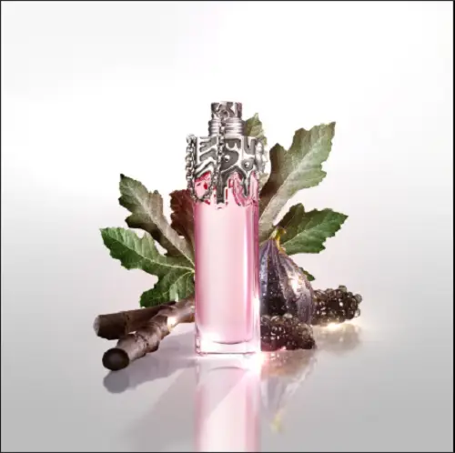 عطر وومنیتی عطر وومنیتی